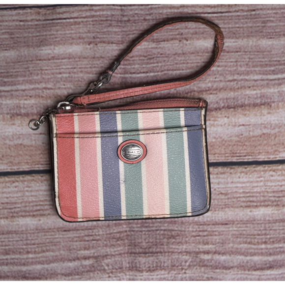 Coach Pastel Rainbow Wristlet Wallet w/ Key Chain Coral Leather Strap & Lining - Picture 1 of 10
